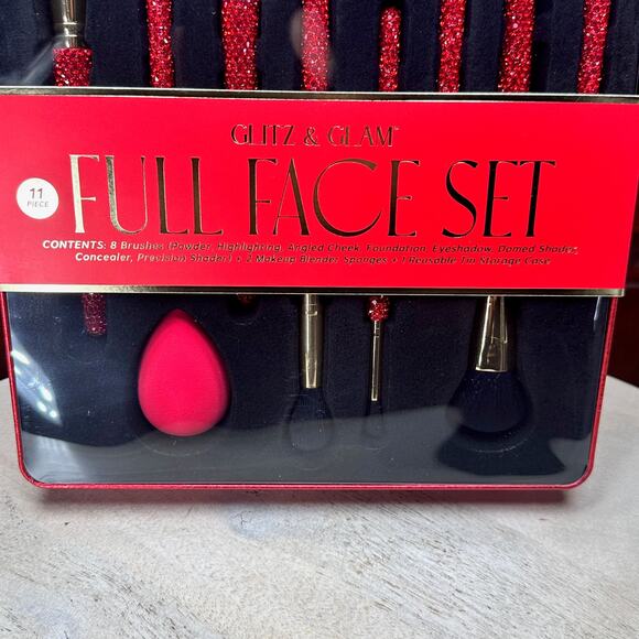 Glitz & Glam 11-Piece Full Face Brush Set Red Rhinestone Handles + Sponges NEW - Picture 4 of 16